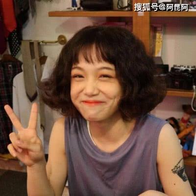 2021年4月 00015 英语（二） 自考真题试卷和分析下载